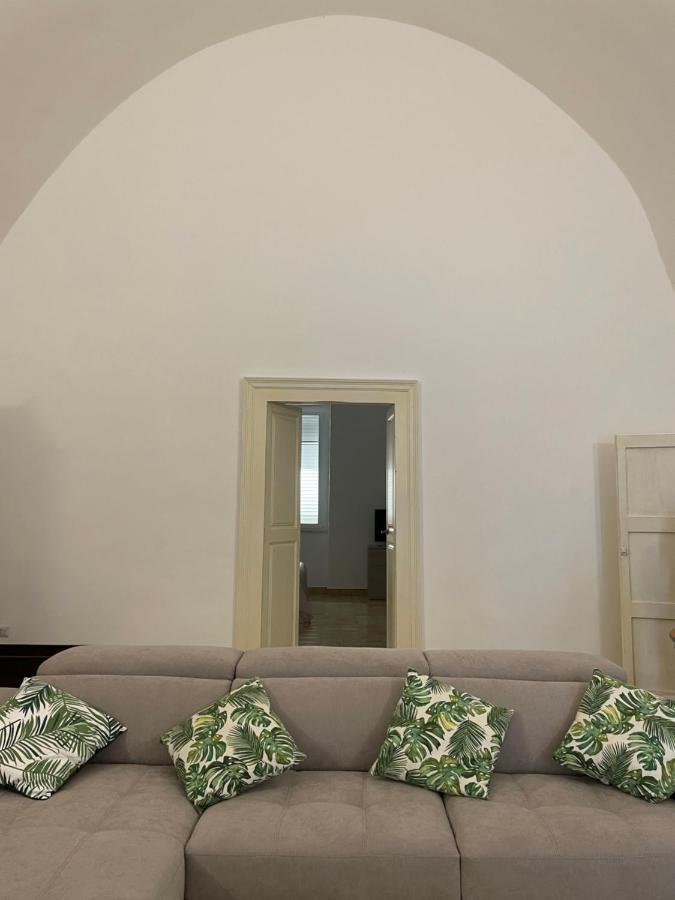 Casa Vacanze La Colombaia ซันตีซิโดโร ภายนอก รูปภาพ